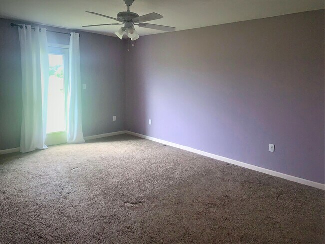 Building Photo - Marem Dr.