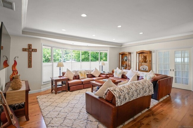 Building Photo - 1040 Alameda Blvd