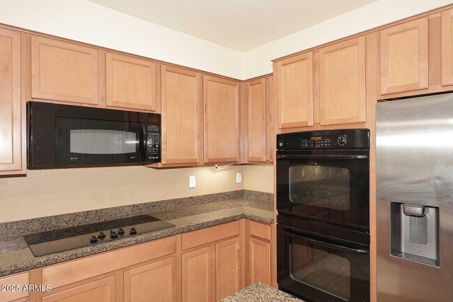 Building Photo - 11020 E Shepperd Ave