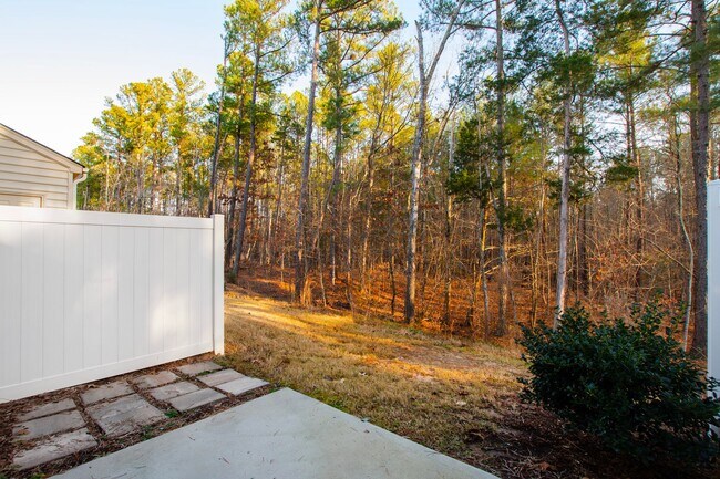 Building Photo - Brightleaf at the Park Townhome!