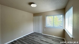 Building Photo - 2410 Gem Oak