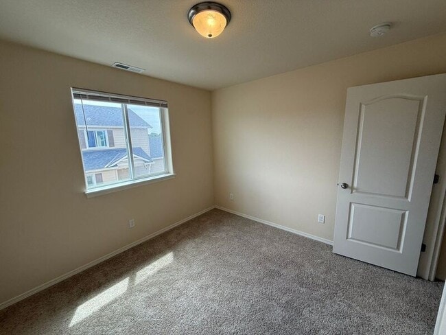 Building Photo - 4437 Creel Ave