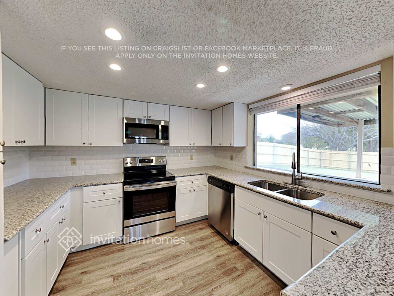Building Photo - 427 Newcastle Dr