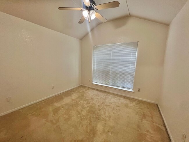 Building Photo - AVAILABLE NOW; APPLY AT OUR WEBSITE TODAY!!