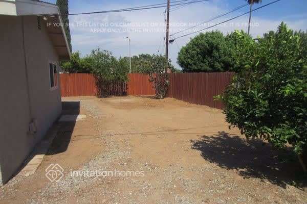 Building Photo - 11114 Blue Jay Dr