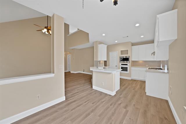 Building Photo - 18638 Tall Oak Dr