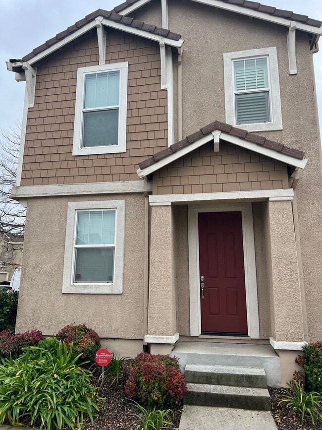 Natomas Living in Riverdale Community 2550 Tourbrook Way Sacramento