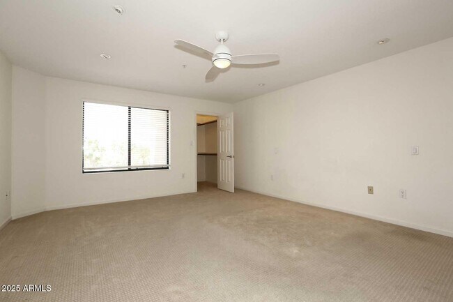 Building Photo - 4200 N Miller Rd