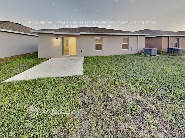 Building Photo - 4073 Tug Hl Ln