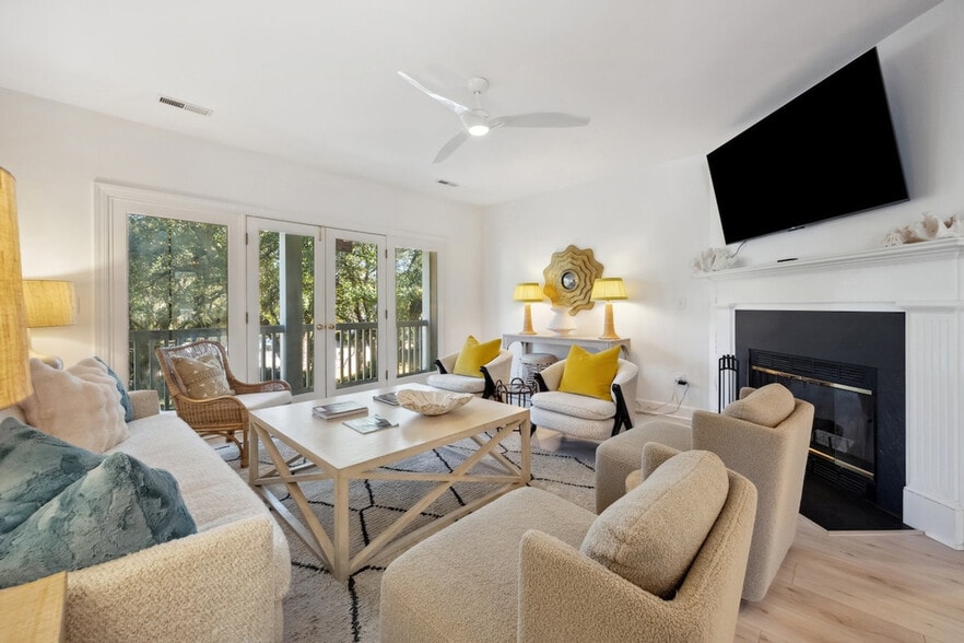 Building Photo - 723 Bonnyneck Dr