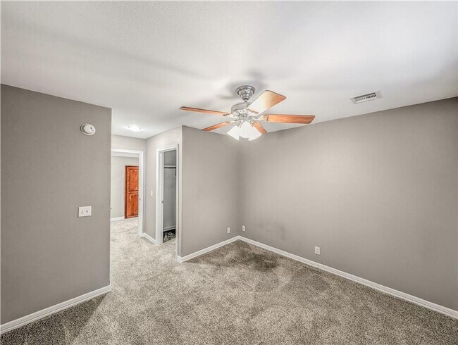 Building Photo - 1030 Harvest St