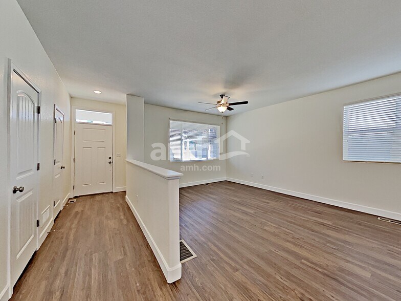 Building Photo - 4481 Crestone Peak St