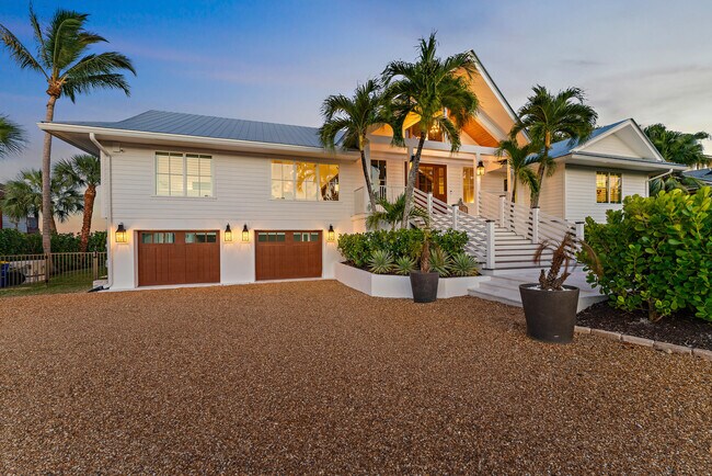 Building Photo - 116 S Sewalls Point Rd