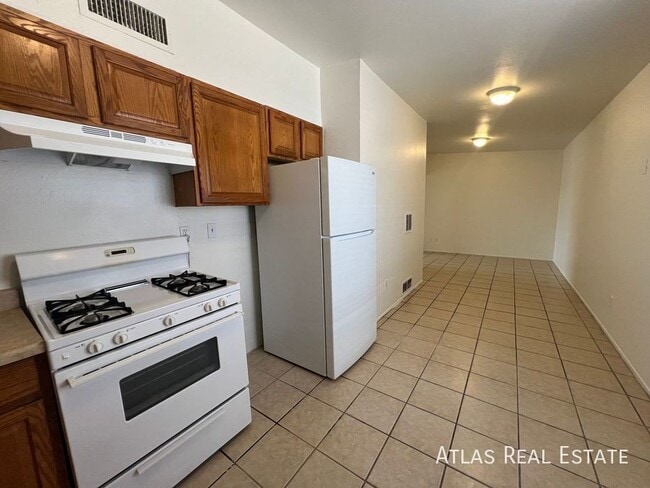 Building Photo - 40 N Westmoreland Ave