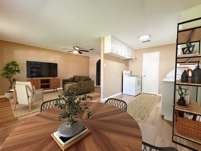 Building Photo - 105 Heatonville Dr