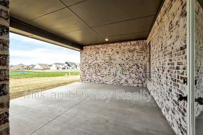 Building Photo - 9305 NW 146th St