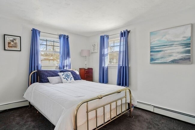 Building Photo - 23 Bradford St