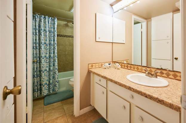 Building Photo - 12600 Melville Dr
