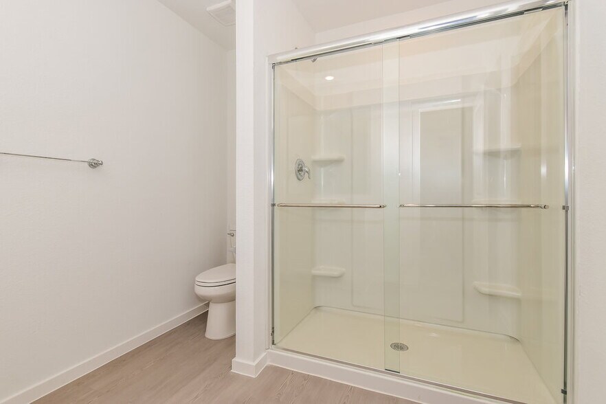 Building Photo - 1720 Crossbill St