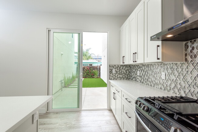 Building Photo - 152 Elder Ave