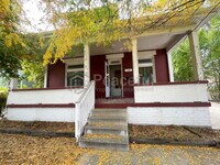 Building Photo - 128 E Truman Ave