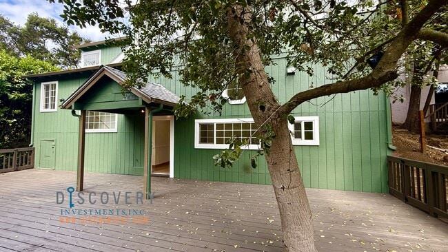 Building Photo - Elegant Modern Montclair Retreat Designed ...