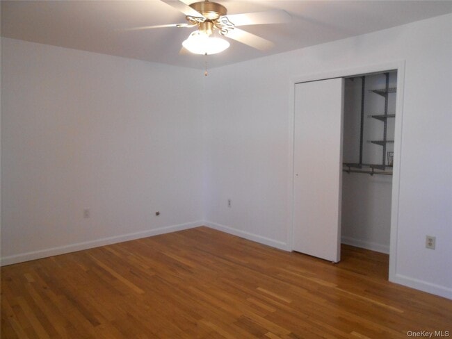 Building Photo - 2 Bushwick St