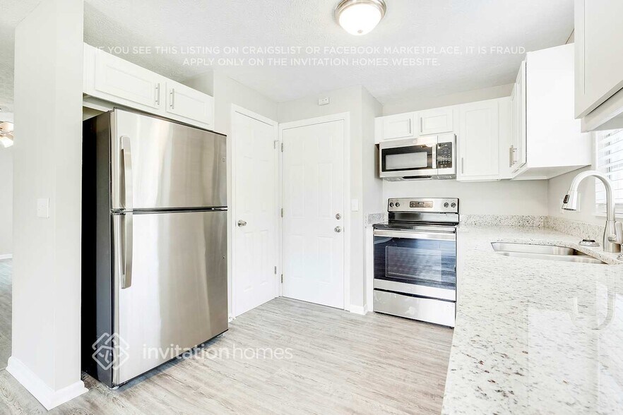 Building Photo - 401 Libra Ln