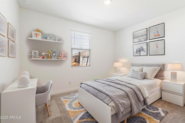 Building Photo - 16677 W Charlotte Dr