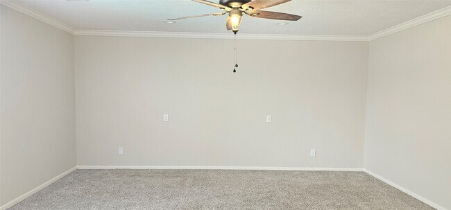 Building Photo - 930 Caswell Ct