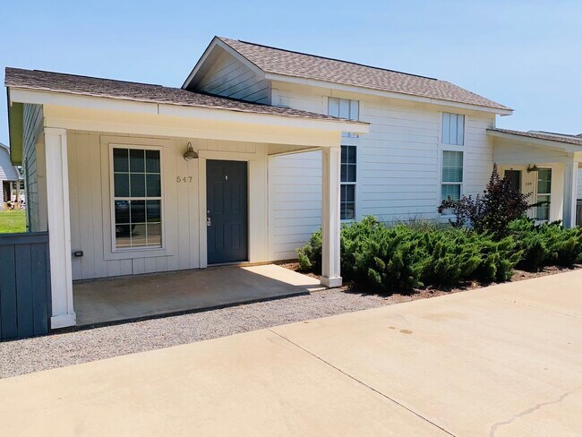 Primary Photo - Sterlington Duplexes