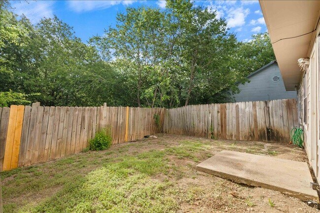 Building Photo - 9209 Kempler Dr