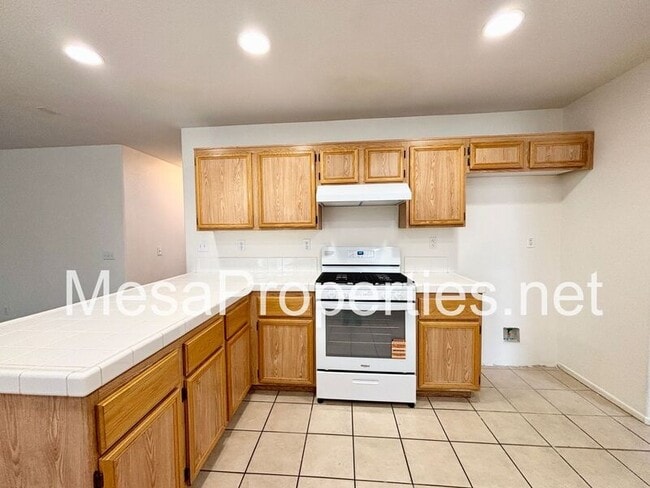 Building Photo - 14744 Delicious St