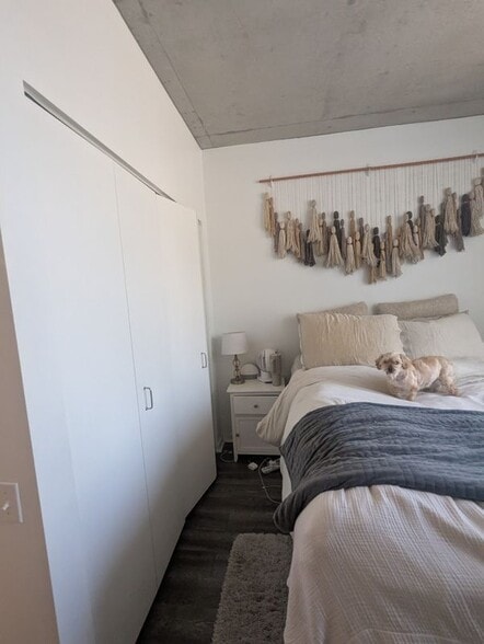 Building Photo - 659 W Randolph St