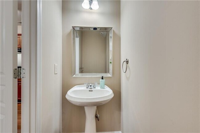 Building Photo - 2271 Oakland Downs Way