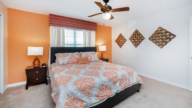 Building Photo - Townhome for Rent