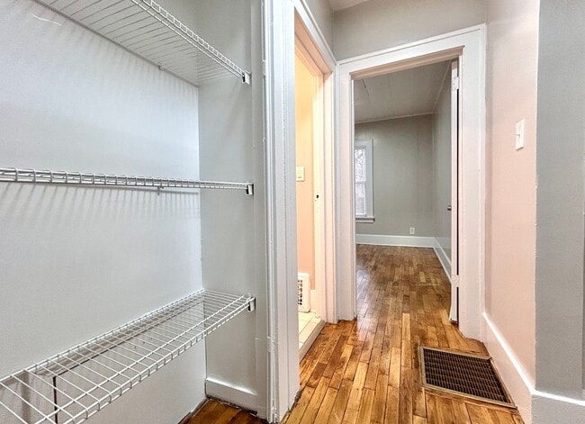 Building Photo - Three Bedroom Home in Muskegon