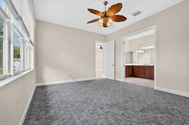 Building Photo - 8883 Kingsmoor Wy
