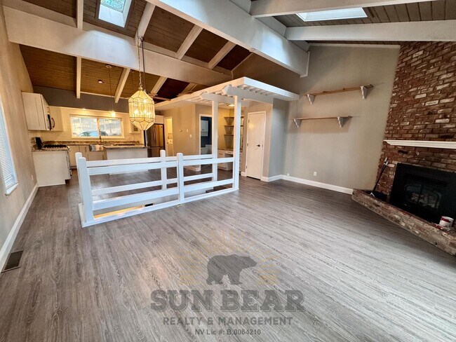 3 Bedroom! Dog Friendly! - 3 Bedroom!  Dog Friendly!