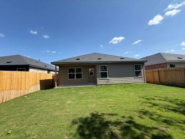 Building Photo - 623 Sormonne Lp