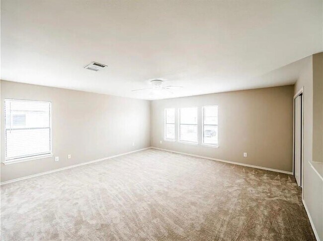 Building Photo - 1173 Forest Bluff Trail