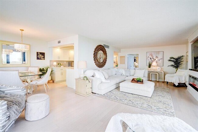 Building Photo - 5480 N Ocean Dr