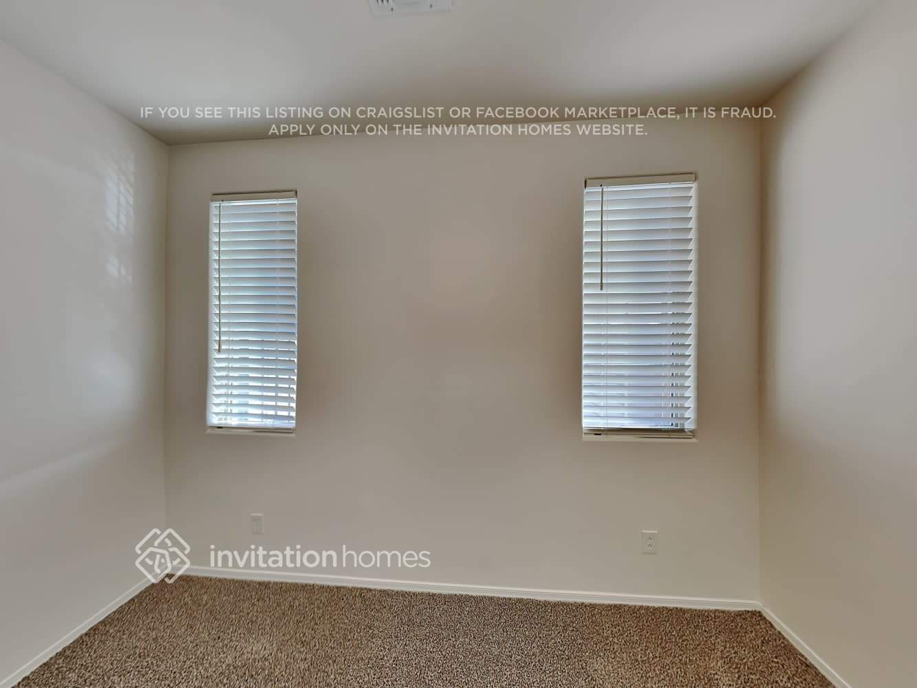 Building Photo - 320 N 56th Pl