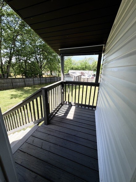 Building Photo - 112 Polk St