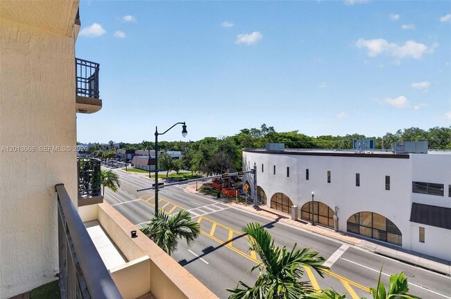 Building Photo - 5271 SW 8th St