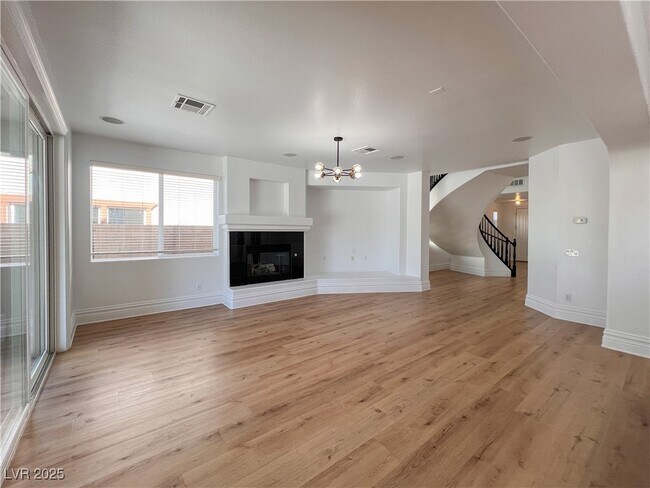 Building Photo - 599 Center Green Dr