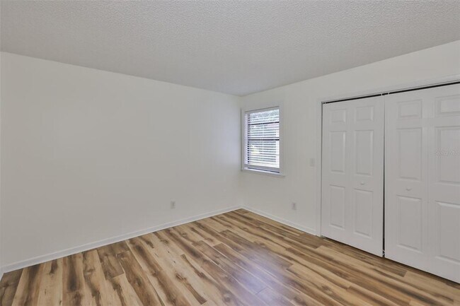 Building Photo - 13703 Sweetwater Cove Pl