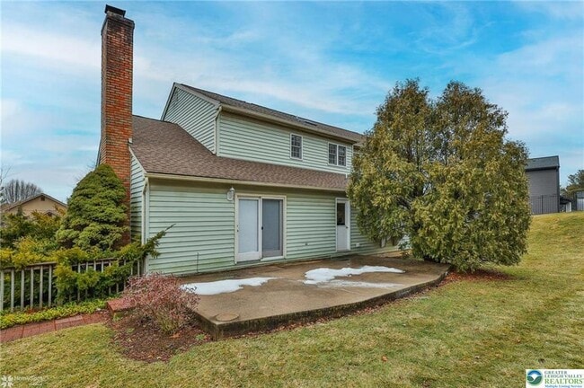 Building Photo - 4059 Wedgewood Rd