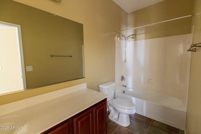 Building Photo - 2270 E Aloe Pl