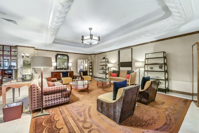 Building Photo - 1111 Caroline St